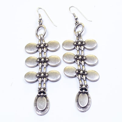 Small Oval Earrings