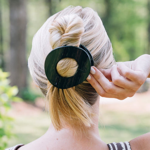 Flat Circle Hair Clip | Large | Jet Black
