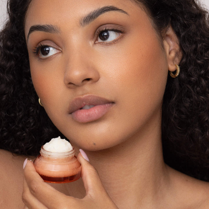 Lip Scrub -  Pomegranate Peach Poppy & Pout