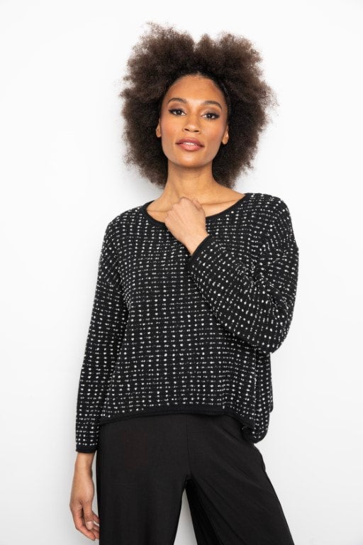 Textured Dot Swing Pullover in Black