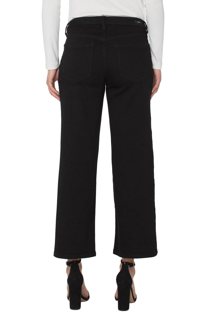 Stride Crop Wide Leg in Black