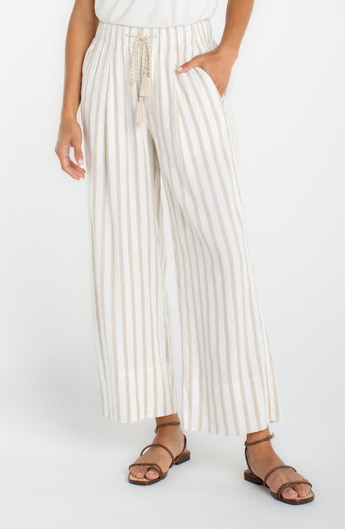 Pull On Wide Leg Crop Trousers in Cream