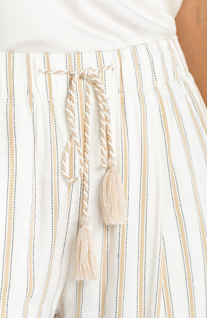 Pull On Wide Leg Crop Trousers in Cream