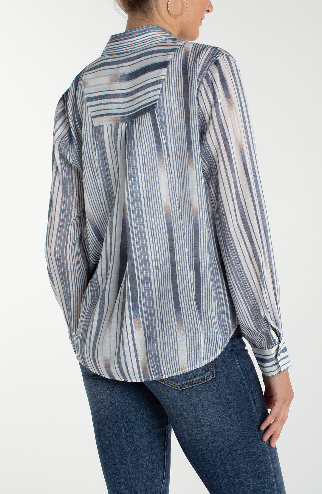 Long Sleeve Button Front Woven Shirt W/ Bk Seaming