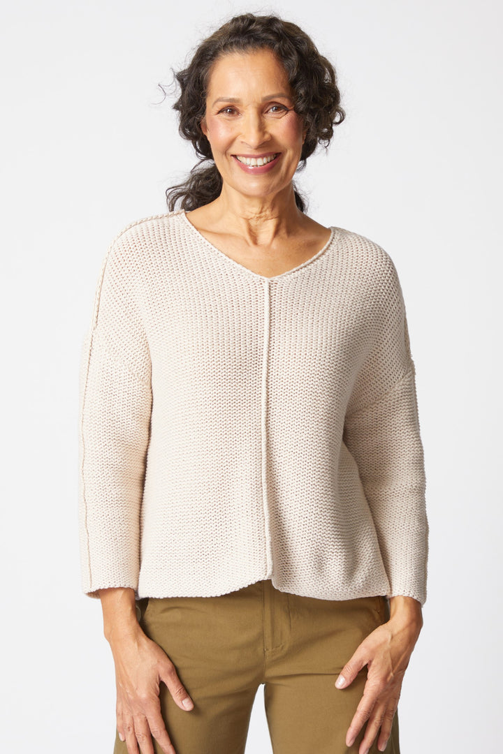 Fireside Cafe Pullover in Dove