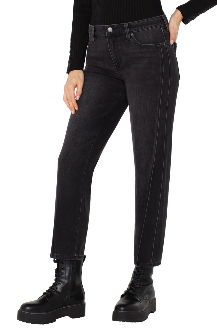 Liv Relaxed Skinny With Seam Details