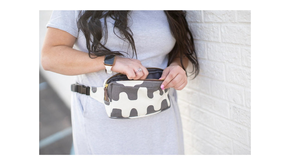 Fanny Pack in Echo Charcoal