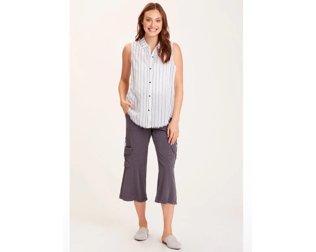 Mazu Gaucho in Deep Dark Grey