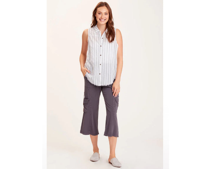 Mazu Gaucho in Deep Dark Grey