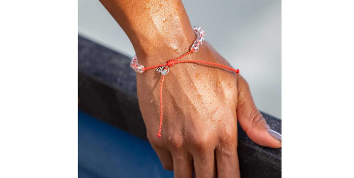 Coral Reef Beaded Bracelet in Coral