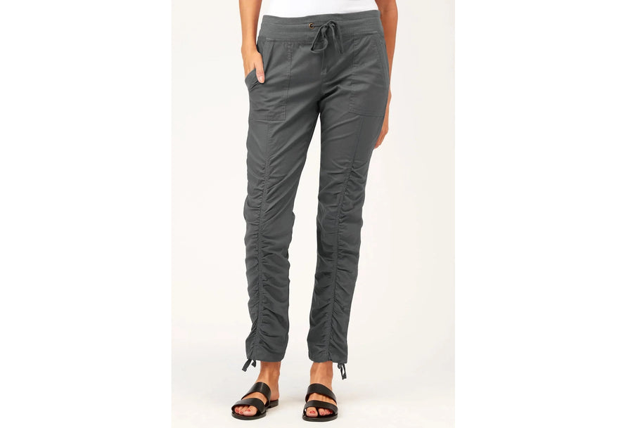 Jules Pant in Charcoal