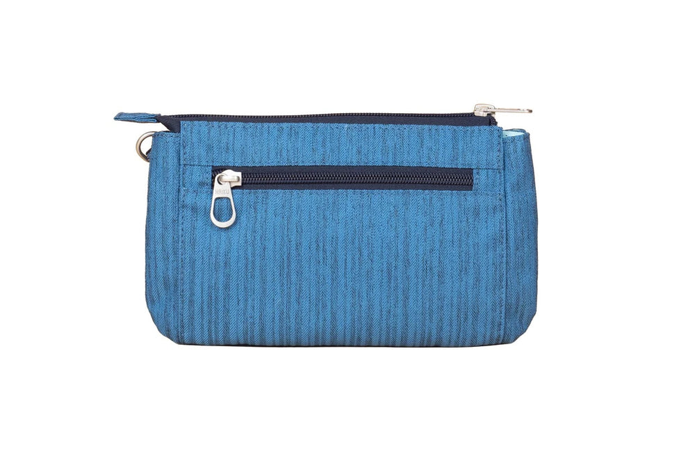 Stride Wristlet in Sapphire
